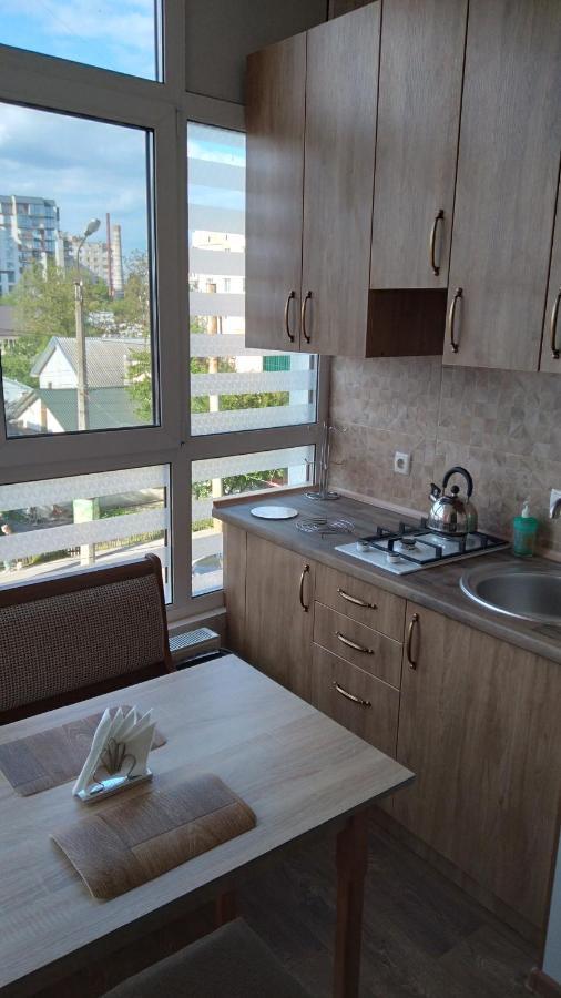 Новобудова Центр Либiдь Плаза Apartment Khmel'nyts'kyy Exterior photo