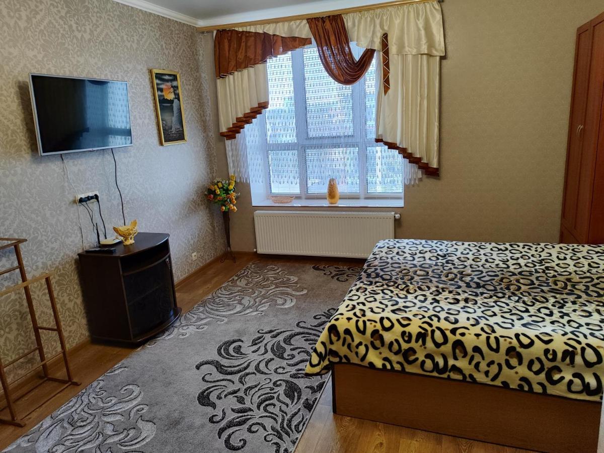 Новобудова Центр Либiдь Плаза Apartment Khmel'nyts'kyy Exterior photo