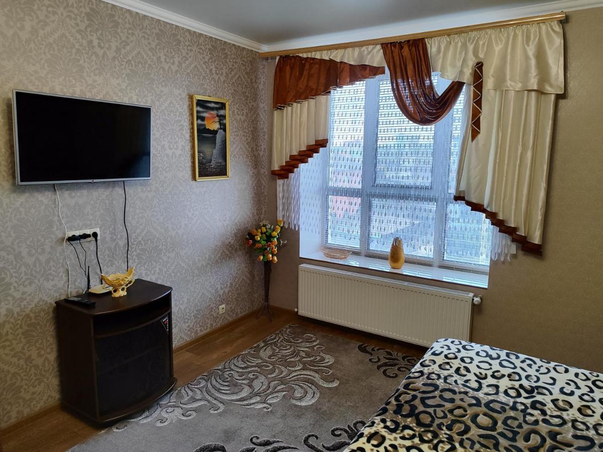 Новобудова Центр Либiдь Плаза Apartment Khmel'nyts'kyy Exterior photo